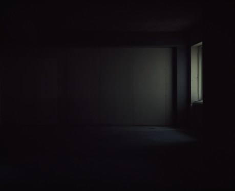 7_dark-room